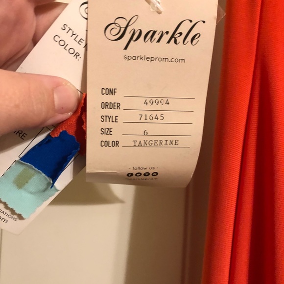 Unique and beautiful - Picture 4 of 8